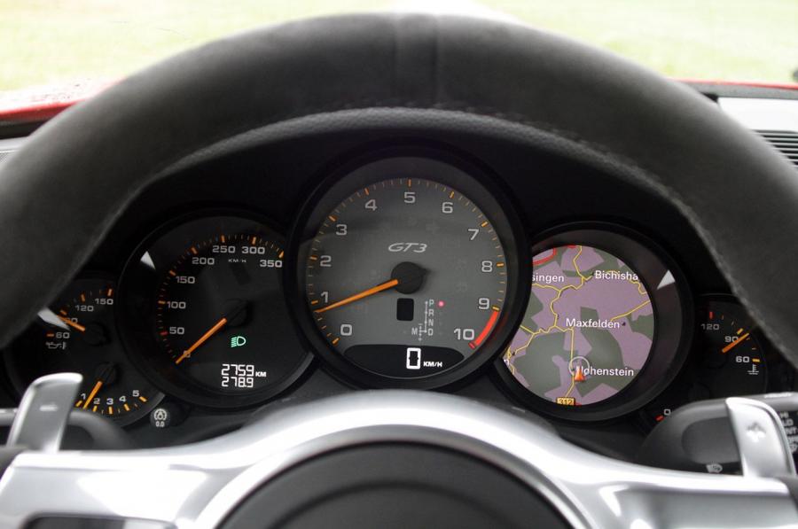  Porsche 911 GT3 2013 года  (фото 44 из 78)